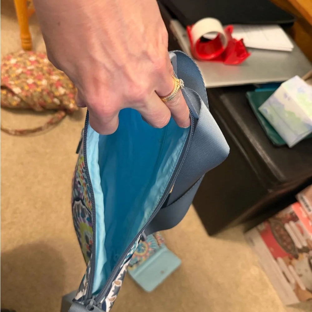 Vera Bradley Gray and Multicolor Mandala Bag with wallet - Picture 4 of 4